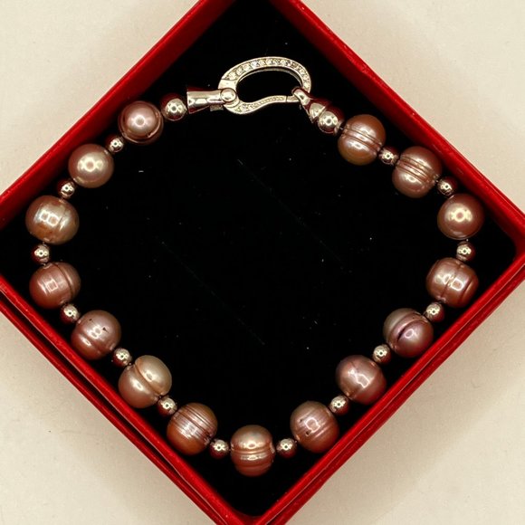 Sterling silver and Freshwater Pearl bracelet 925 Clasp stamped Brand New - Picture 7 of 14